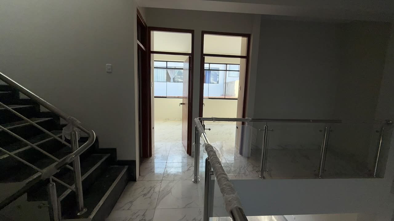 Casa frente a oficina Proyecto Huallaga 232 m²