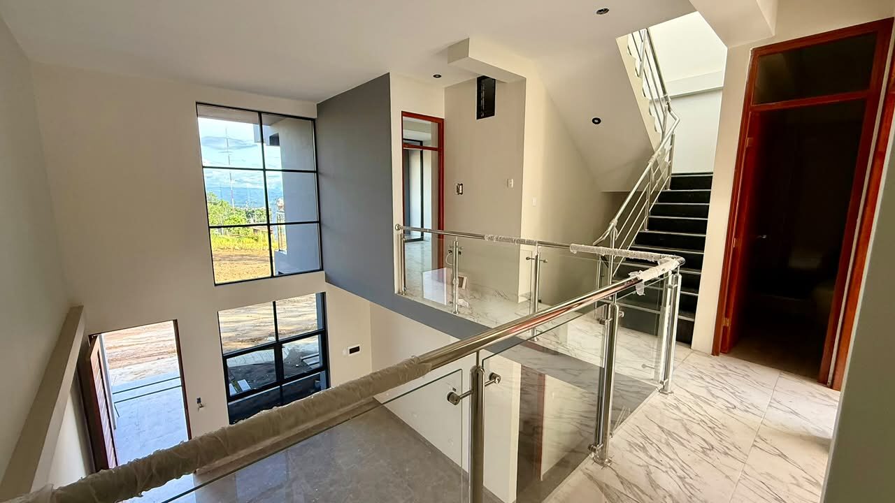 Casa frente a oficina Proyecto Huallaga 232 m²