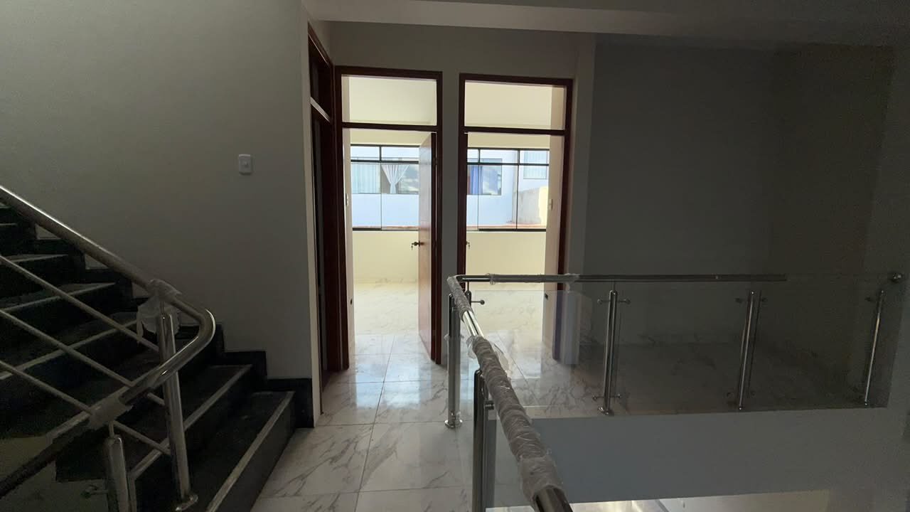 Casa frente a oficina Proyecto Huallaga 232 m²