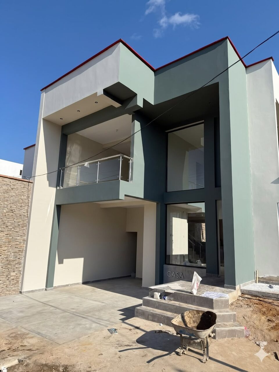 Casa 2 frente a oficina Proyecto Huallaga 245 m²
