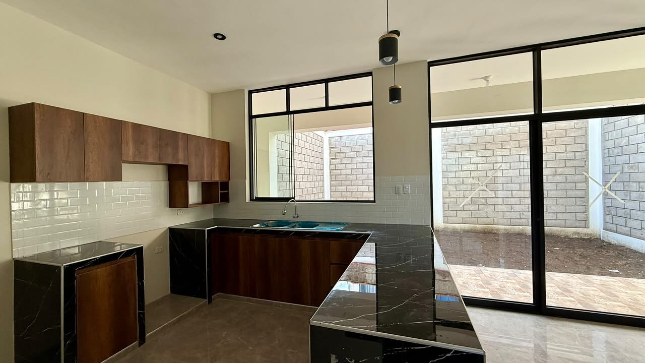 Casa frente a oficina Proyecto Huallaga 232 m²