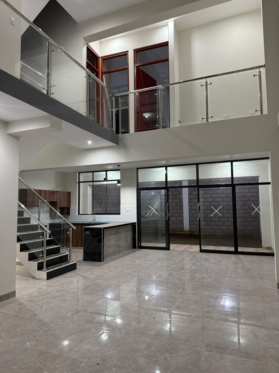 Casa frente a oficina Proyecto Huallaga 232 m²