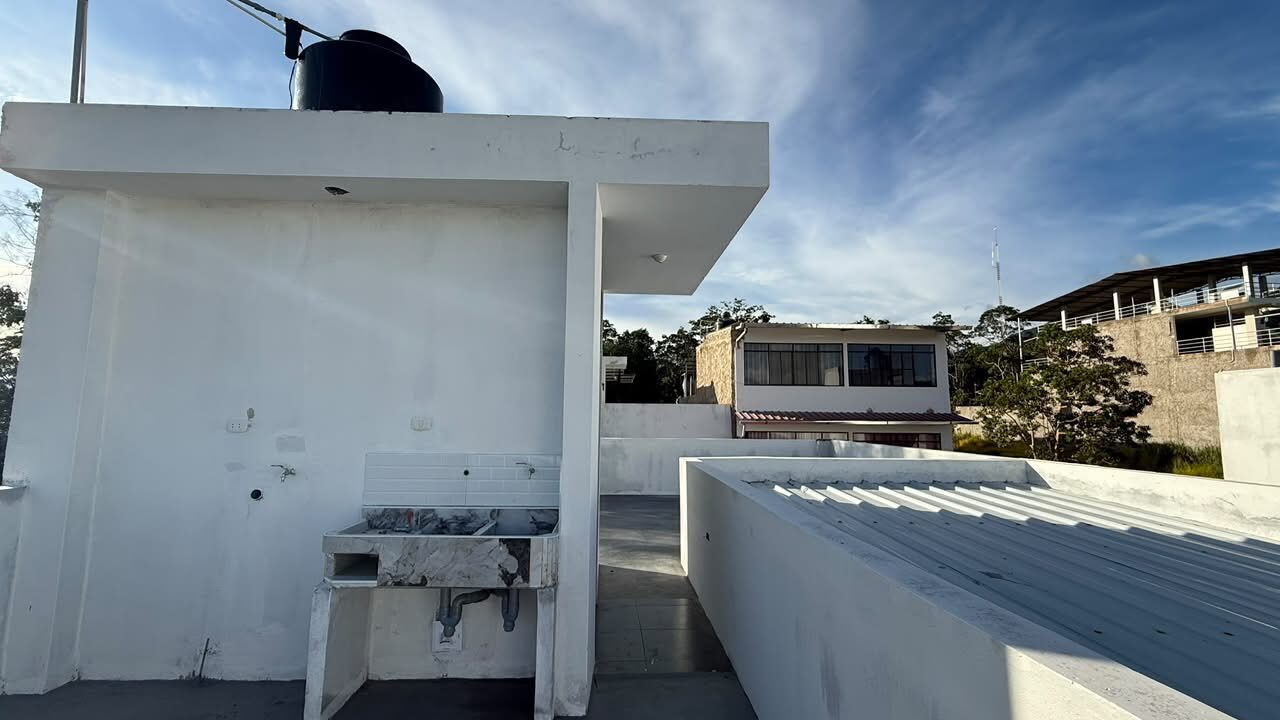 Casa frente a oficina Proyecto Huallaga 232 m²