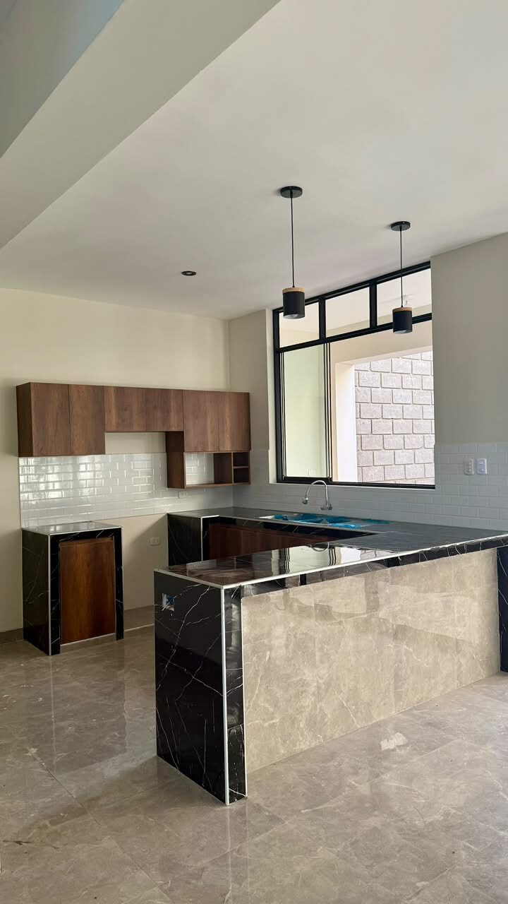 Casa frente a oficina Proyecto Huallaga 232 m²